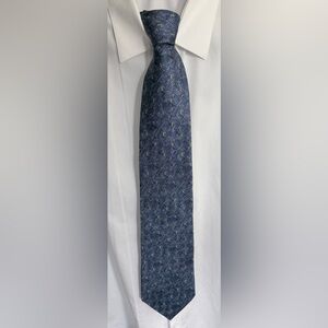 Tom James Blue Patterned Men's Silk Tie